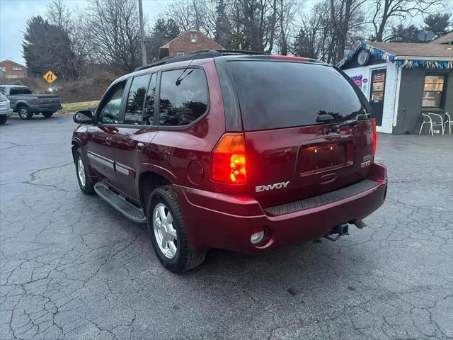 used 2003 GMC Envoy car, priced at $5,495