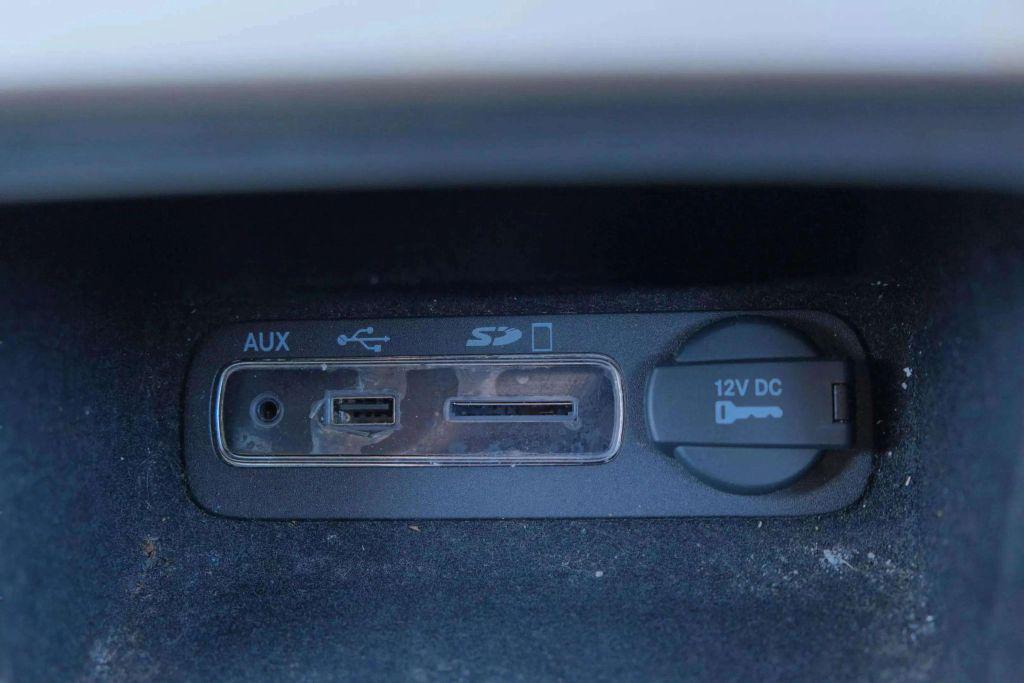 used 2015 Jeep Grand Cherokee car, priced at $5,777