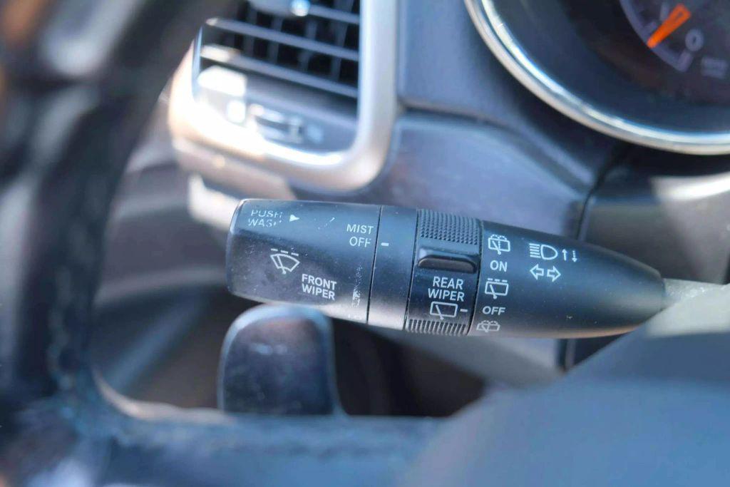 used 2015 Jeep Grand Cherokee car, priced at $5,777