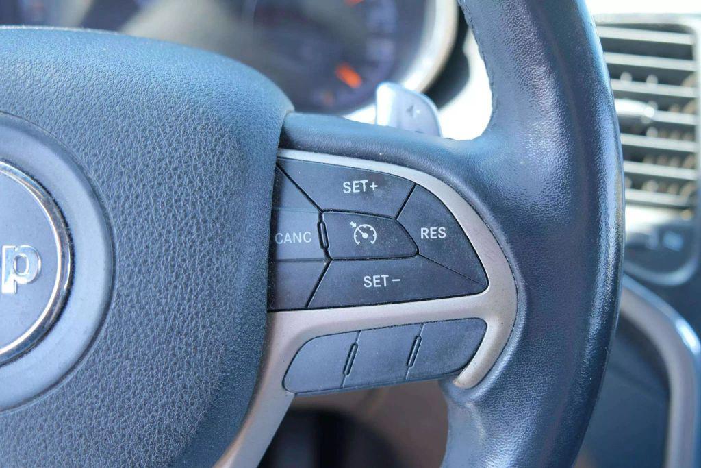 used 2015 Jeep Grand Cherokee car, priced at $5,777