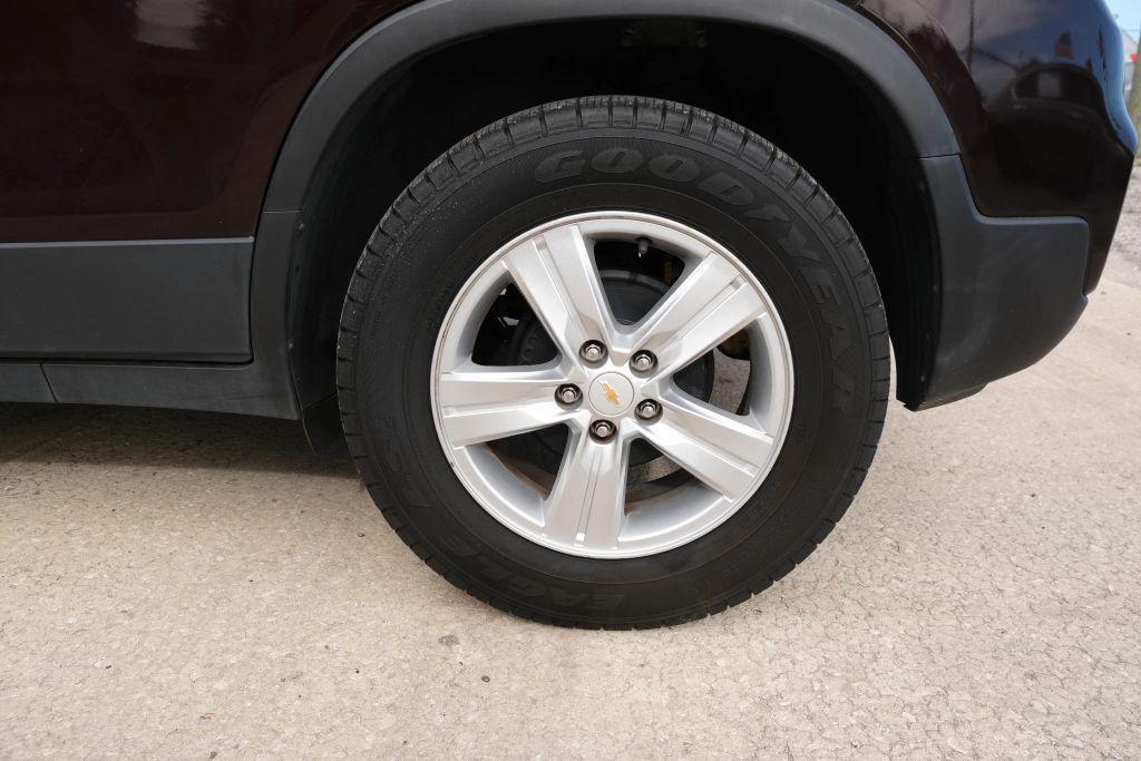 used 2020 Chevrolet Trax car, priced at $8,888