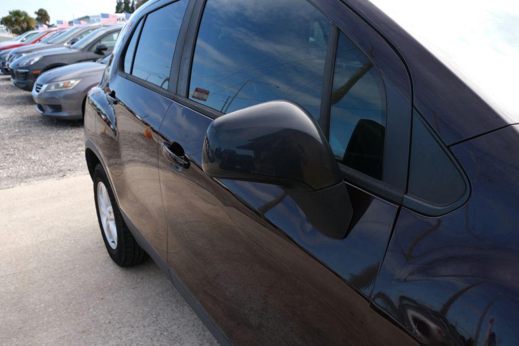 used 2020 Chevrolet Trax car, priced at $8,888