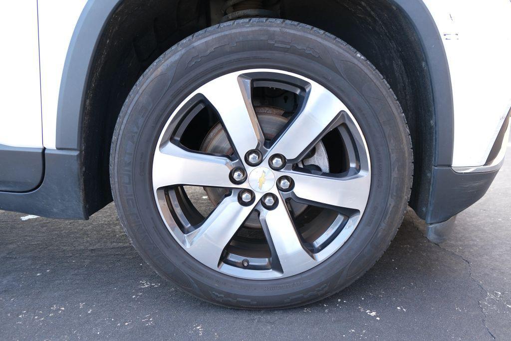 used 2018 Chevrolet Traverse car, priced at $14,555