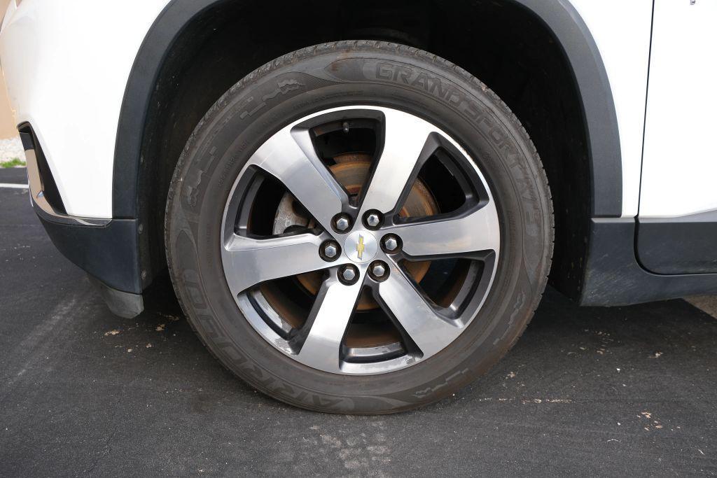 used 2018 Chevrolet Traverse car, priced at $14,555