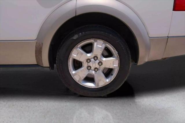 used 2007 Ford Freestyle car, priced at $3,000