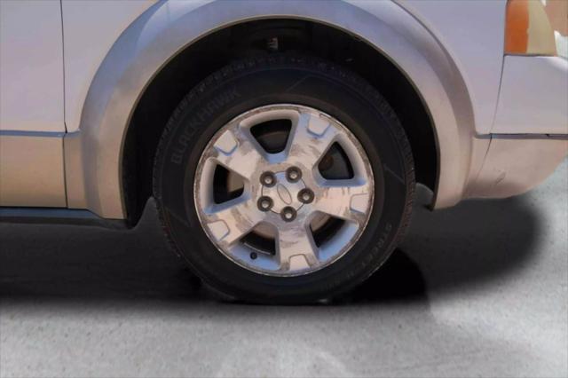 used 2007 Ford Freestyle car, priced at $3,000