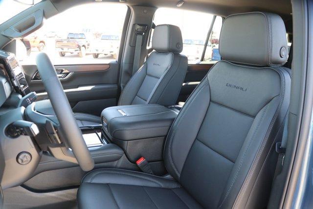 new 2025 GMC Yukon car, priced at $84,589
