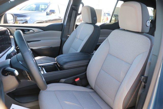 new 2026 Chevrolet Traverse car, priced at $41,883