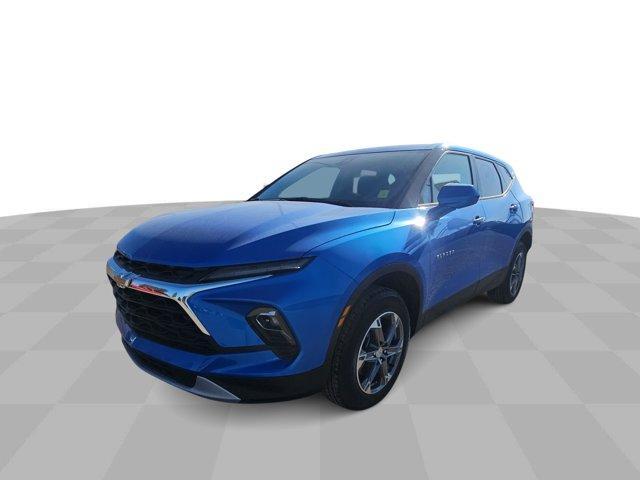 new 2025 Chevrolet Blazer car, priced at $36,085