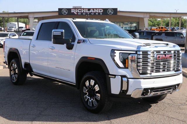 new 2025 GMC Sierra 2500 car, priced at $89,759