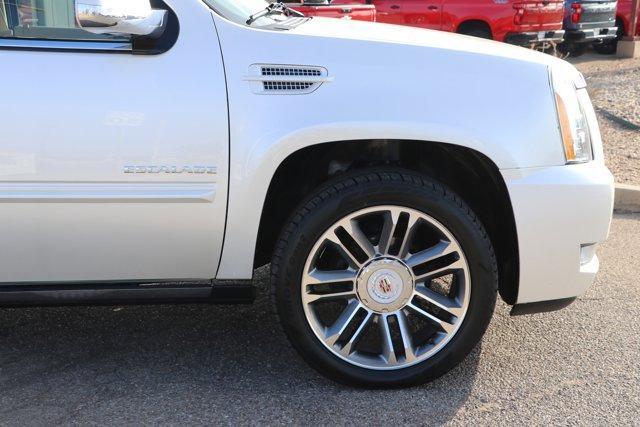 used 2013 Cadillac Escalade car, priced at $19,433