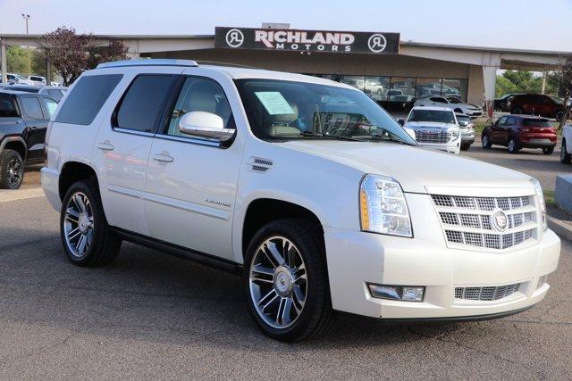 used 2013 Cadillac Escalade car, priced at $19,433