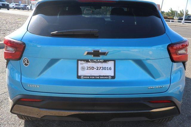 new 2025 Chevrolet Trax car, priced at $27,424