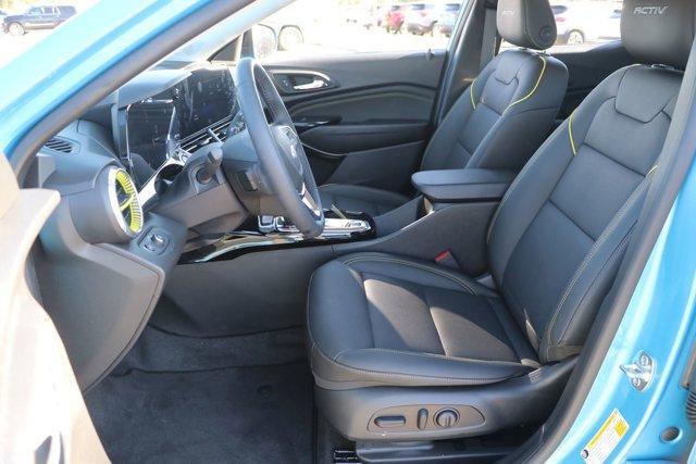 new 2025 Chevrolet Trax car, priced at $27,424