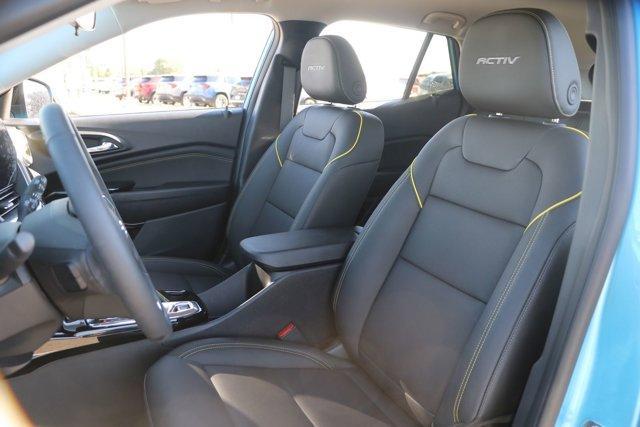 new 2025 Chevrolet Trax car, priced at $27,424
