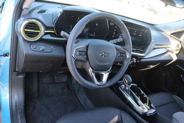 new 2025 Chevrolet Trax car, priced at $27,424