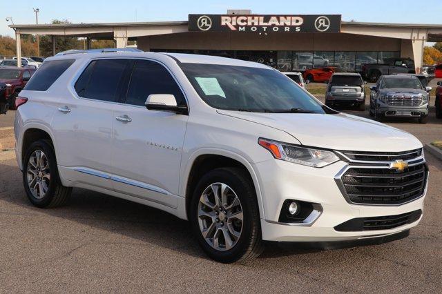 used 2019 Chevrolet Traverse car, priced at $21,127