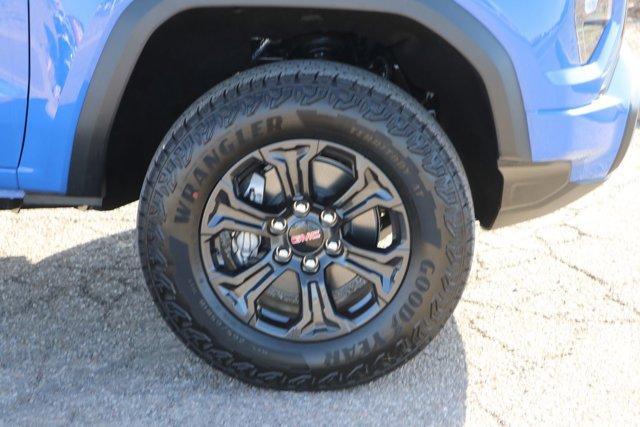 new 2025 GMC Canyon car, priced at $47,339