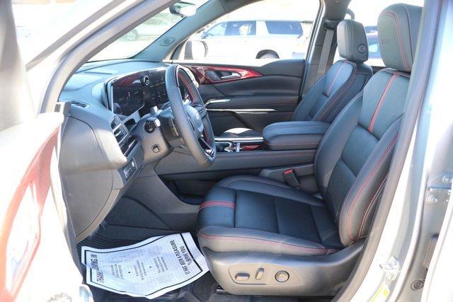 new 2026 Chevrolet Traverse car, priced at $57,080