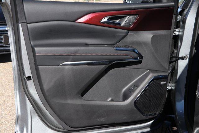 new 2026 Chevrolet Traverse car, priced at $57,080