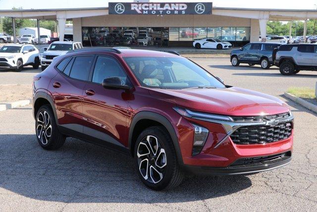 new 2025 Chevrolet Trax car, priced at $27,124