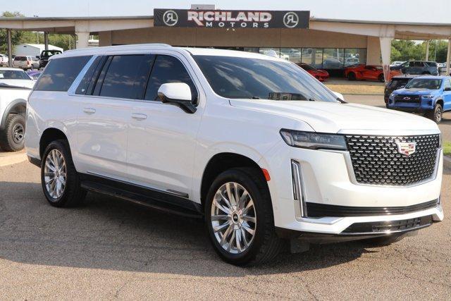 used 2023 Cadillac Escalade ESV car, priced at $73,093