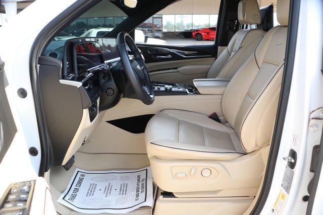 used 2023 Cadillac Escalade ESV car, priced at $73,093