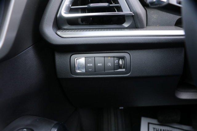 new 2025 Chevrolet Traverse car, priced at $48,634