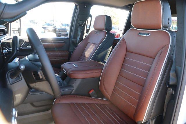 new 2026 GMC Sierra 3500 car, priced at $105,760