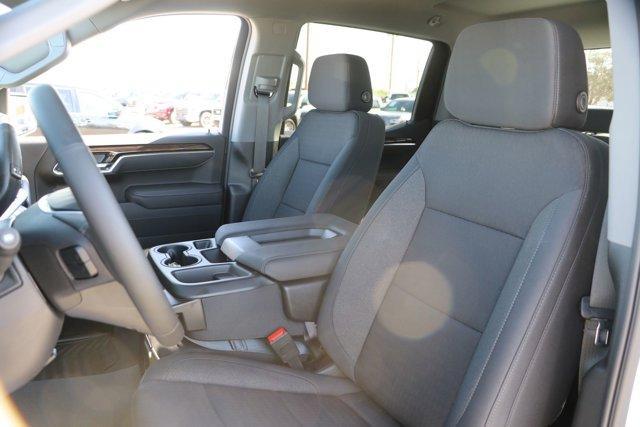 new 2025 GMC Sierra 1500 car, priced at $53,194