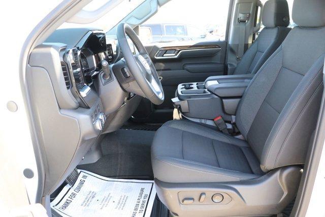 new 2025 GMC Sierra 1500 car, priced at $53,194