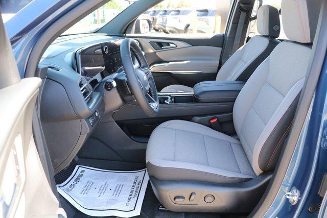 new 2025 Chevrolet Traverse car, priced at $43,294