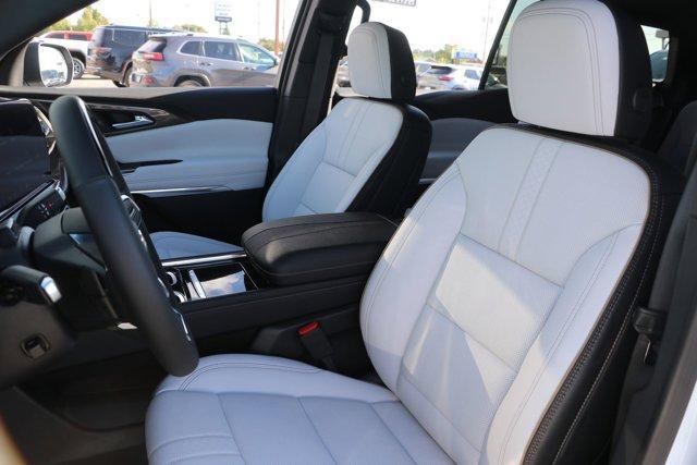 new 2026 Chevrolet Traverse car, priced at $60,304
