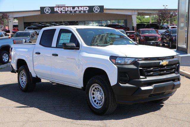 new 2024 Chevrolet Colorado car, priced at $30,207