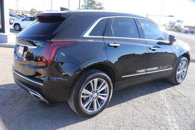 used 2025 Cadillac XT5 car, priced at $49,712