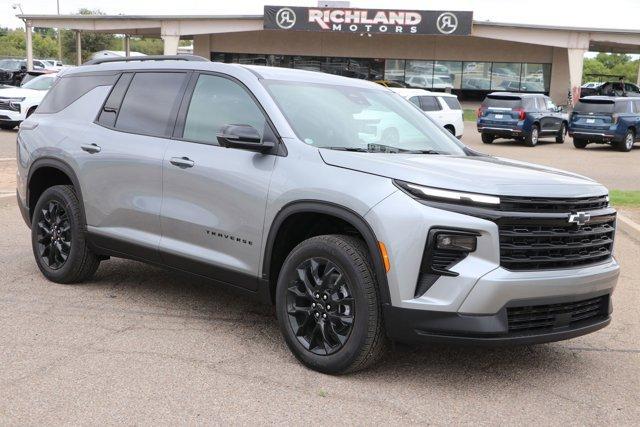 new 2026 Chevrolet Traverse car, priced at $46,504