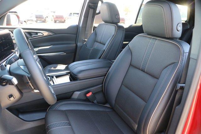 new 2026 Chevrolet Traverse car, priced at $59,530