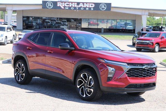 new 2025 Chevrolet Trax car, priced at $26,329