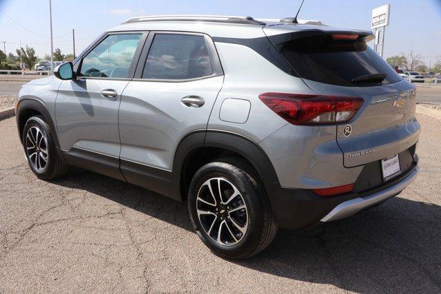 new 2025 Chevrolet TrailBlazer car, priced at $28,515