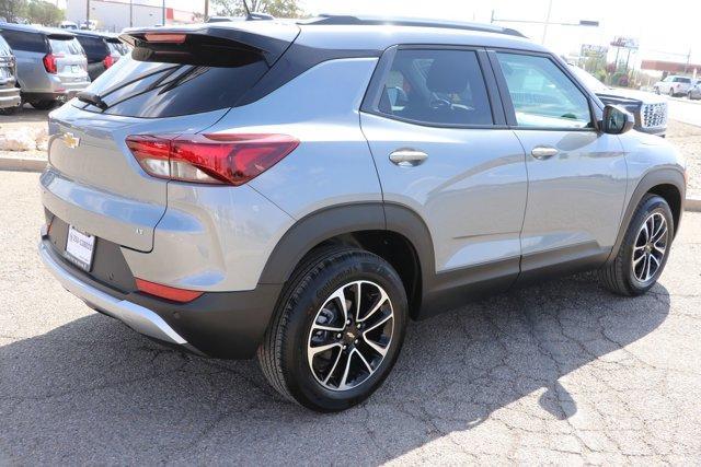 new 2025 Chevrolet TrailBlazer car, priced at $28,515