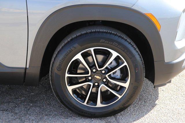 new 2025 Chevrolet TrailBlazer car, priced at $28,515