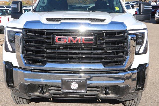 new 2024 GMC Sierra 2500 car, priced at $53,557