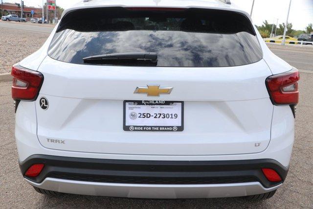 new 2025 Chevrolet Trax car, priced at $25,824