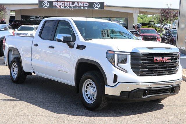 new 2024 GMC Sierra 1500 car, priced at $43,001