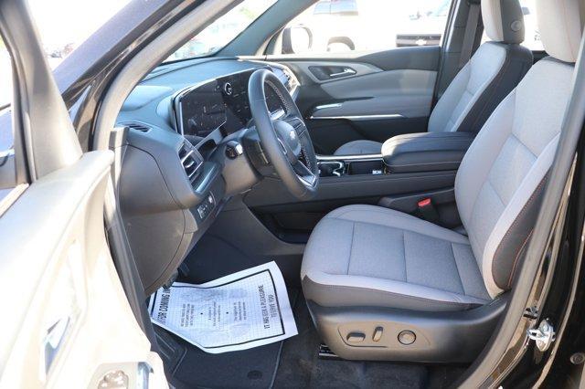 new 2026 Chevrolet Traverse car, priced at $41,155