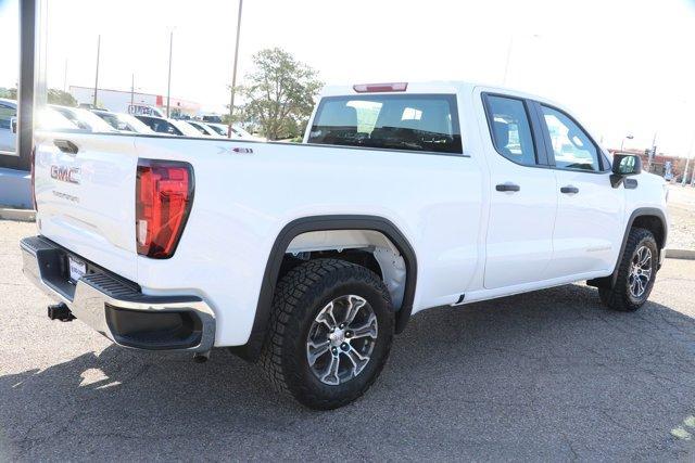 new 2025 GMC Sierra 1500 car, priced at $47,425