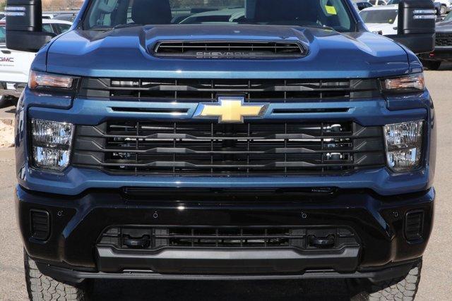 new 2025 Chevrolet Silverado 2500 car, priced at $69,975