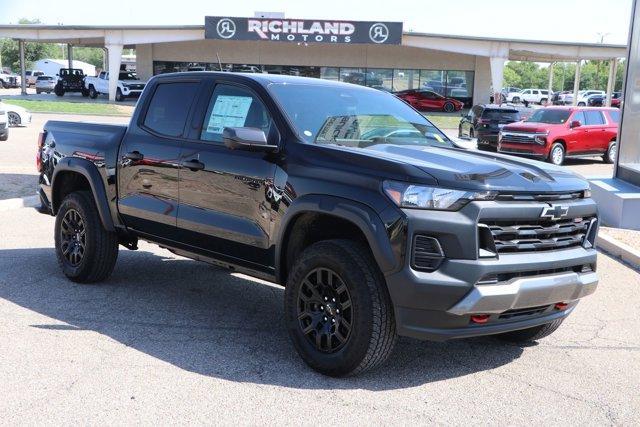 new 2025 Chevrolet Colorado car, priced at $46,254