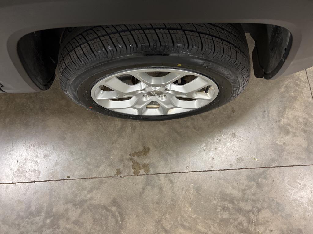 used 2016 Jeep Renegade car, priced at $12,490