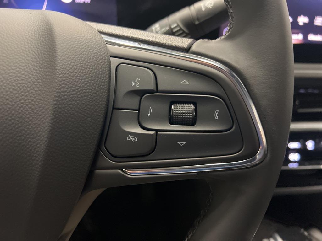 new 2025 Buick Envista car, priced at $31,585